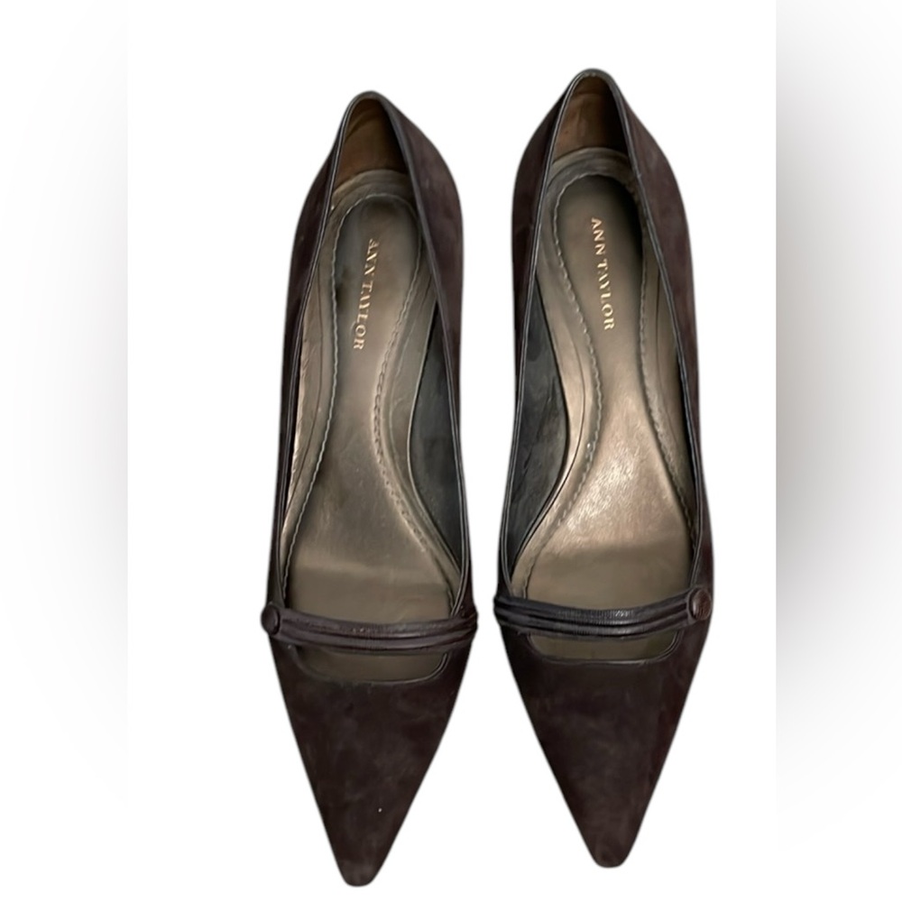 Ann Taylor Women's Brown Suede Pumps